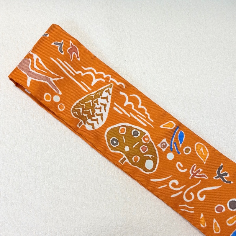 Hermes Isola di Primavera Twilly 春日之島絲巾 XB802-7