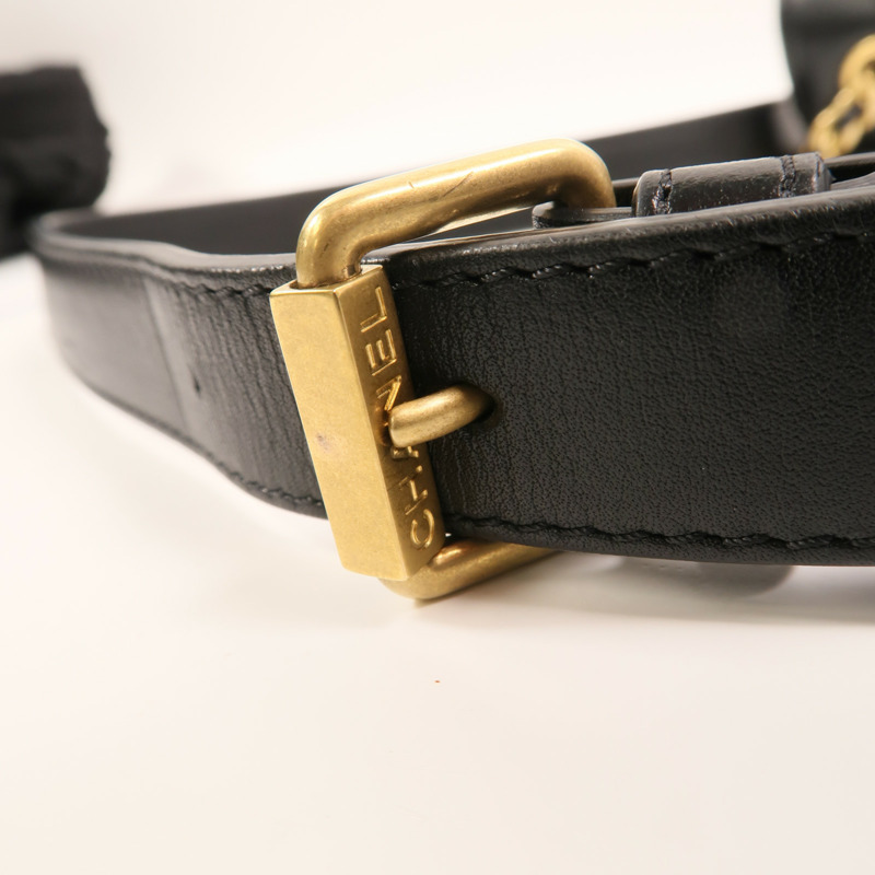 CHANEL 牛皮皮革Chain Shoulder金扣鏈帶肩背袋-10