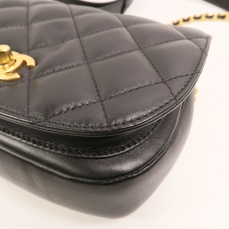 CHANEL 牛皮皮革Chain Shoulder金扣鏈帶肩背袋-12