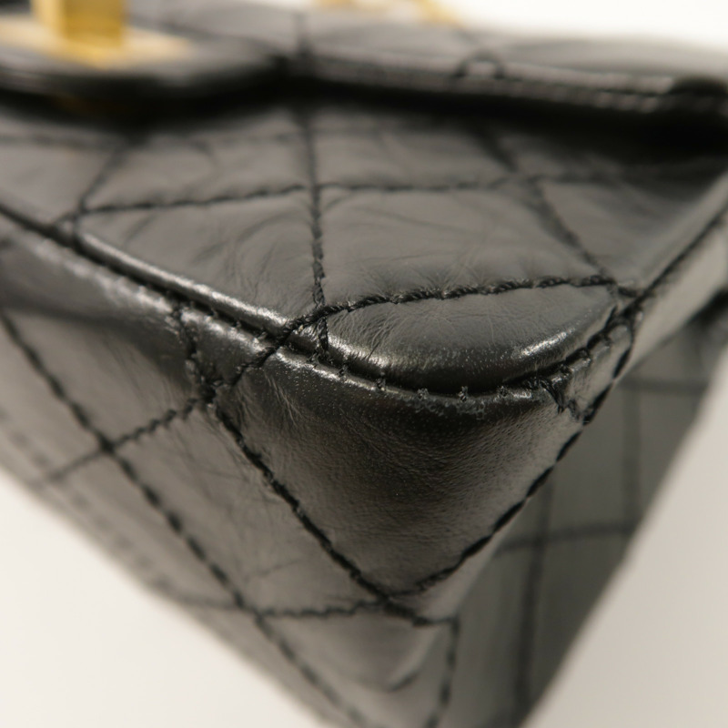 CHANEL 牛皮皮革2.55 Mini金扣鏈帶肩背袋-10