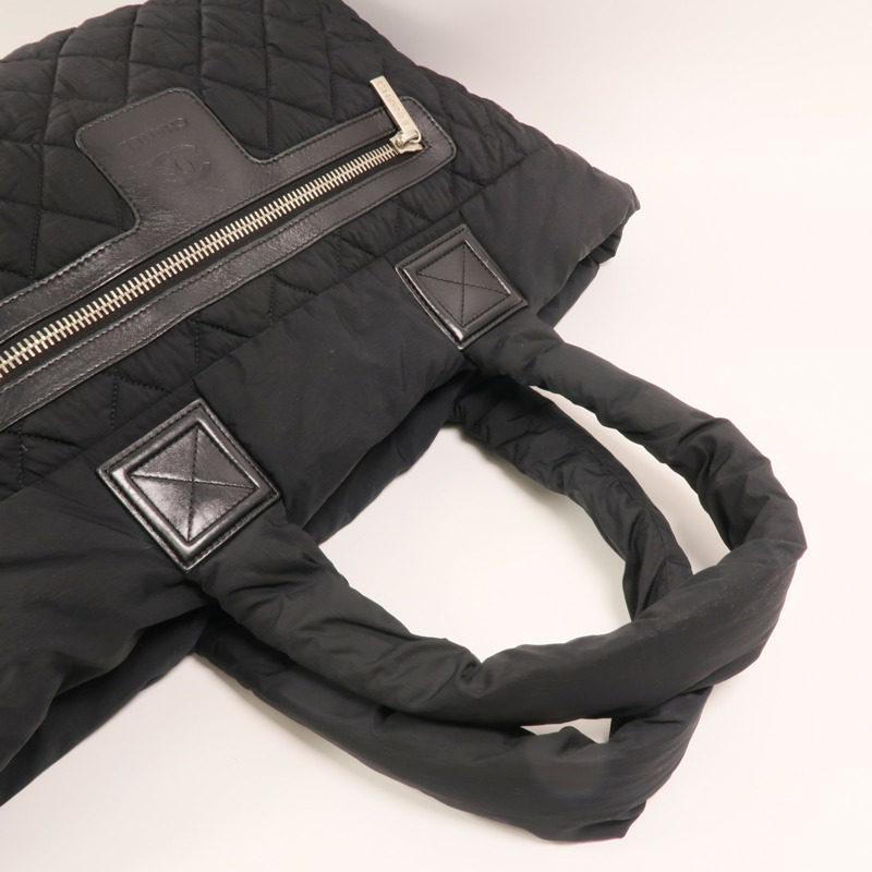 CHANEL 尼龍Coco Cocoon銀扣手挽袋-7