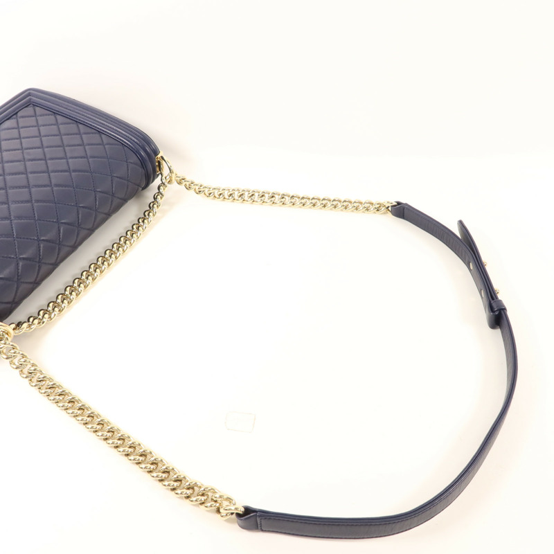 CHANEL 羊皮皮革Boy 28金扣鏈帶肩背袋-4