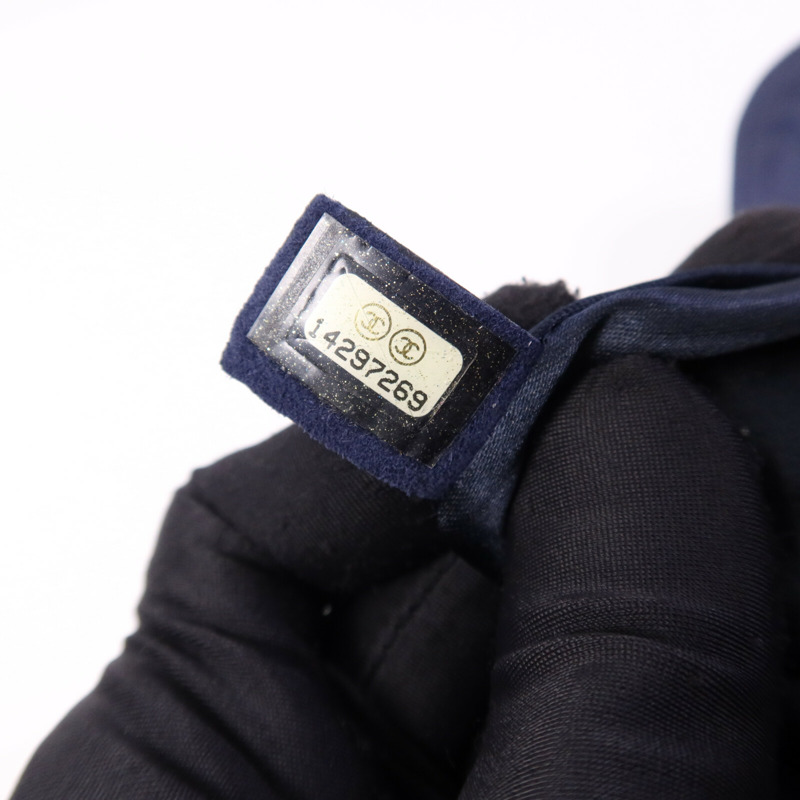 CHANEL 羊皮皮革Hang Bag銀扣手挽袋-7