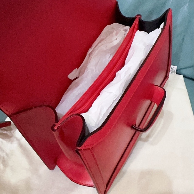 LOEWE Barcelona中號肩背包-28