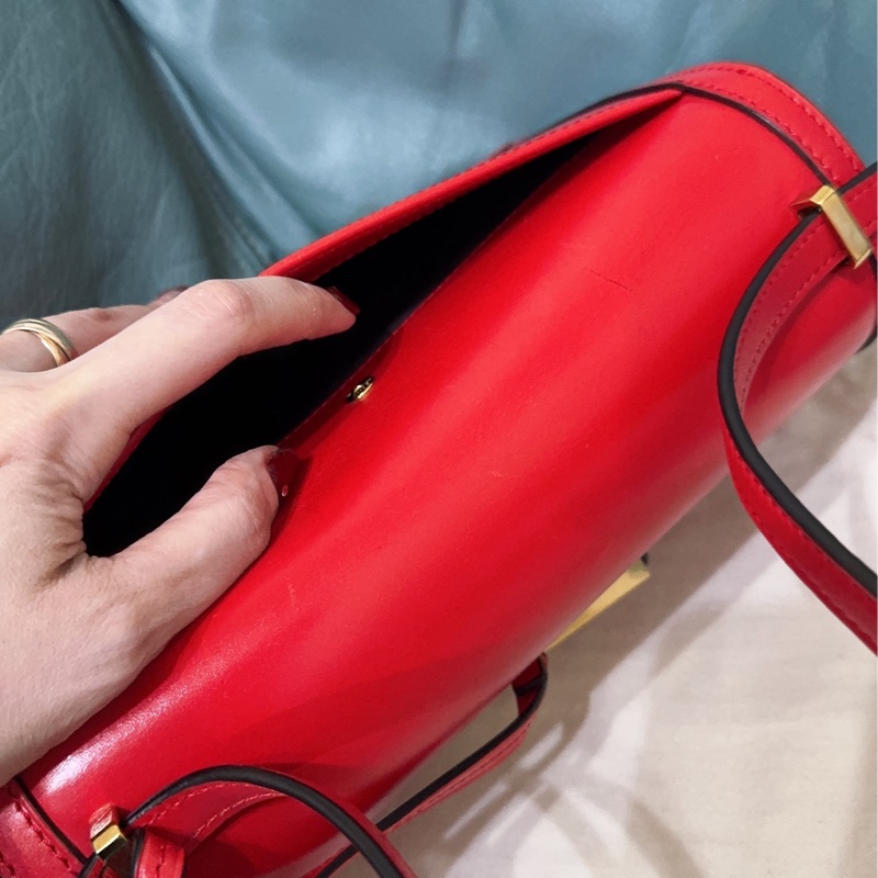 LOEWE Barcelona中號肩背包-46