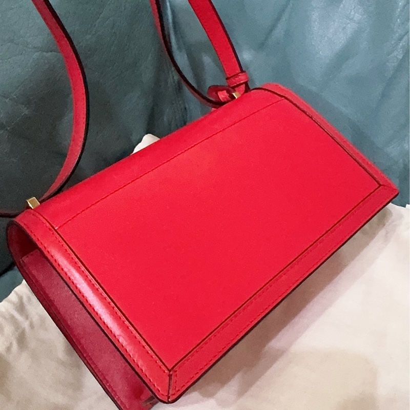 LOEWE Barcelona中號肩背包-52