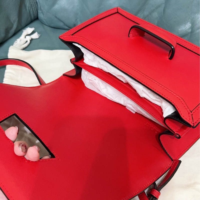 LOEWE Barcelona中號肩背包-70