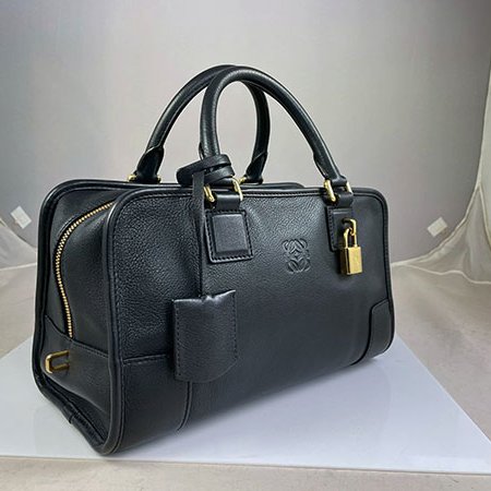 *奢華大道國際精品*【LW224】LOEWE黑色牛皮 AMAZONA 28CM 手提包-1