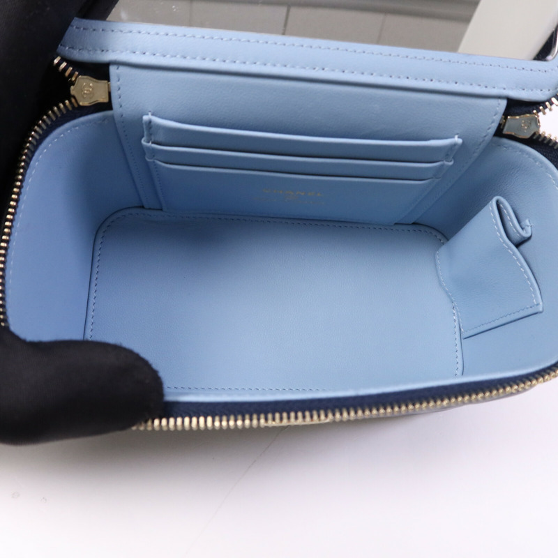 CHANEL 牛皮皮革Vanity Case銀扣鏈帶手挽肩背兩用袋-4