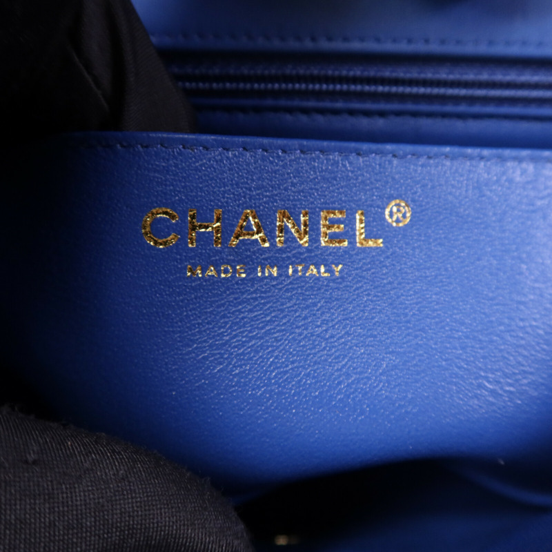 CHANEL 牛皮皮革Mini Classic 20銀扣鏈帶肩背袋-5