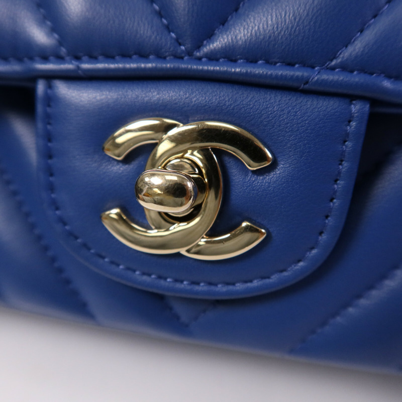 CHANEL 牛皮皮革Mini Classic 20銀扣鏈帶肩背袋-6