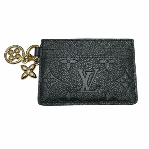 LOUIS VUITTON 路易威登 M82132 LV CHARMS 卡夾 老花壓紋皮革 黑色 金
