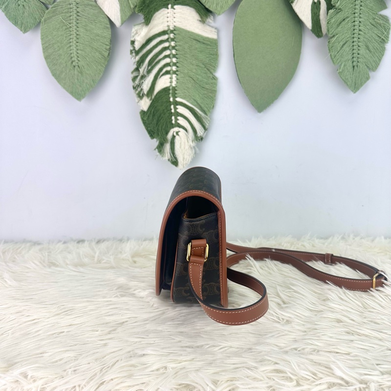 CELINE Triomphe Folco 啡色馬鞍包-2