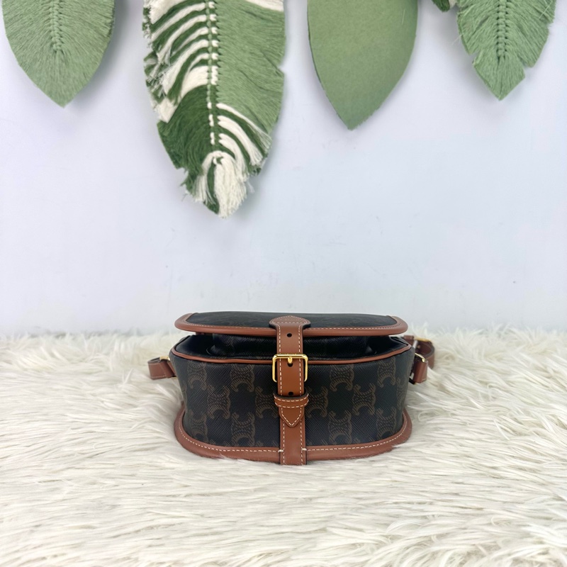 CELINE Triomphe Folco 啡色馬鞍包-5