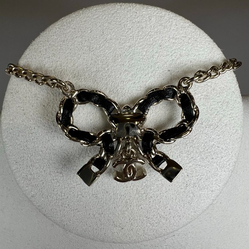 CHANEL A25/B 蝴蝶結皮穿鍊項鍊-2