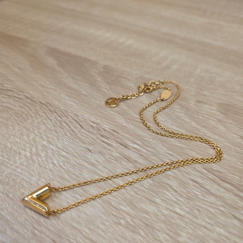 [甜價出🥰] LV金色Essential V字項鍊-5