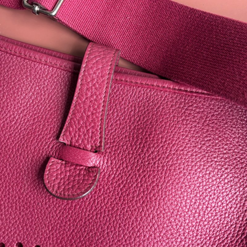 ::HERMES::🄾刻 銀釦 Evelyne 29 酒紅色斜背包-4