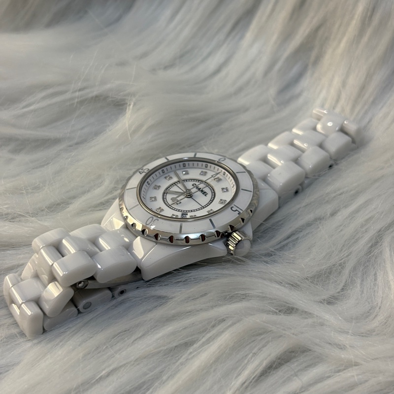 Chanel  J12白陶瓷12點鑽33錶徑腕錶-1