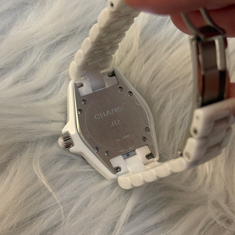 Chanel  J12白陶瓷12點鑽33錶徑腕錶-4