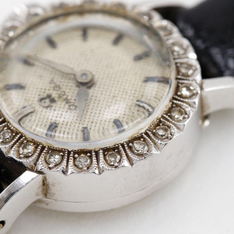 歐米茄古董腕錶,Cal. 481機芯,鉑金材質,鑲鑽,壓紋皮革錶帶,手動上鍊,指針式顯示,白色錶盤,女士款-7