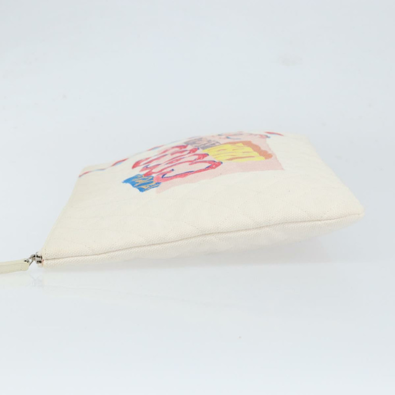 【日本直送】香奈兒 (CHANEL) Matelasse 帆布手拿包 白色 銀色 CC 標誌 Auth 154040A-3