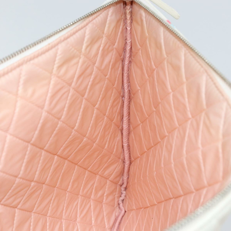 【日本直送】香奈兒 (CHANEL) Matelasse 帆布手拿包 白色 銀色 CC 標誌 Auth 154040A-16