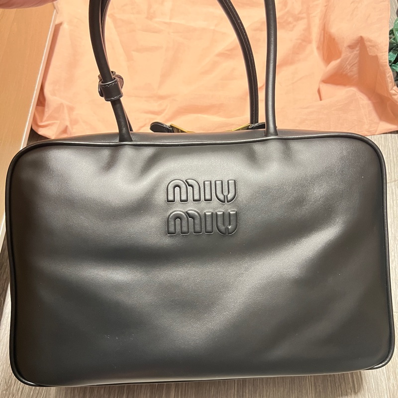 Miu Miu Beau Leather Bag (Large)-0
