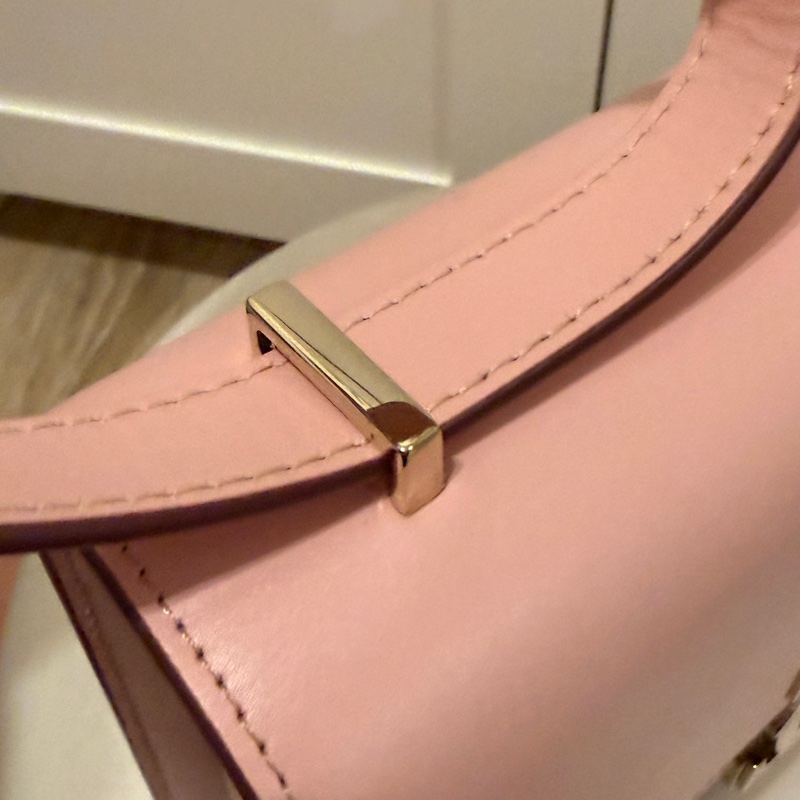 便宜賣Cartier 藕粉色 陶瓷經典Logo珠寶包款-3