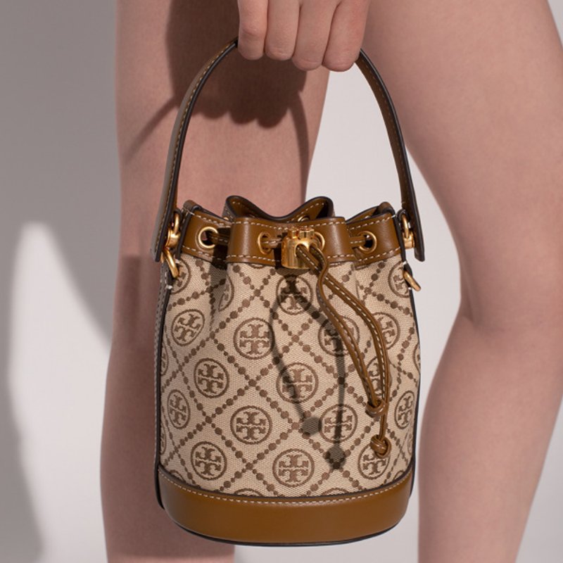 【TORY BURCH】緹花織布拼接皮革束口水桶包-卡其駝-2