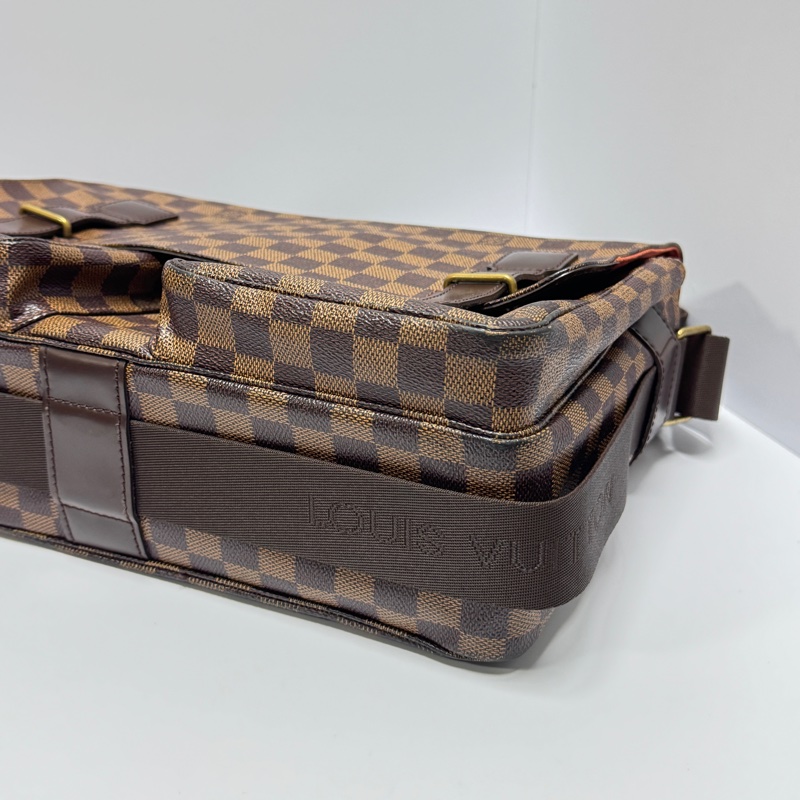 【極新🎁】 LV Damier 棋盤格 郭富城包 郵差包 (專櫃11.7萬)-5