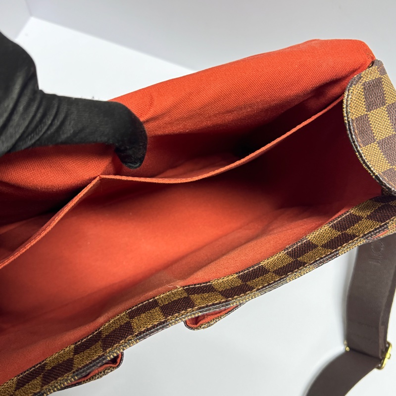 【極新🎁】 LV Damier 棋盤格 郭富城包 郵差包 (專櫃11.7萬)-15