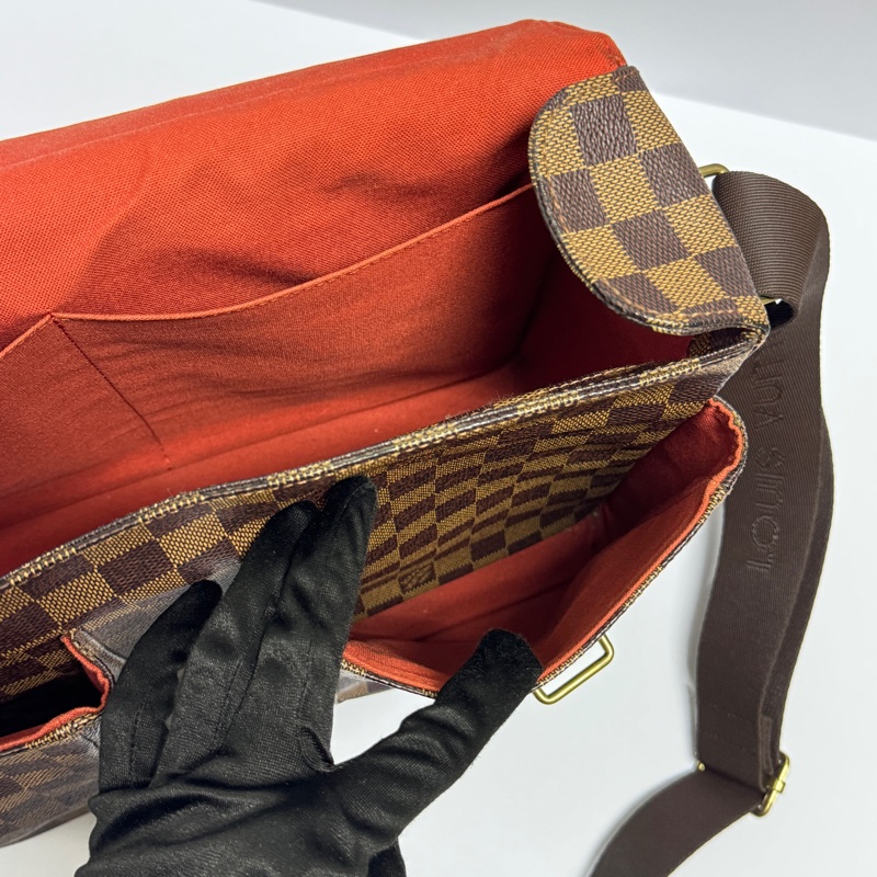 【極新🎁】 LV Damier 棋盤格 郭富城包 郵差包 (專櫃11.7萬)-17
