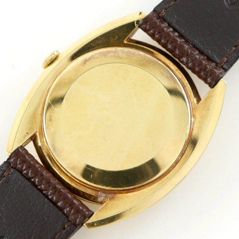 IWC萬國錶沙夫豪森復古403機芯腕錶,18K黃金錶殼搭配壓紋皮革錶帶,手動上鍊,指針式顯示,男士錶盤-6