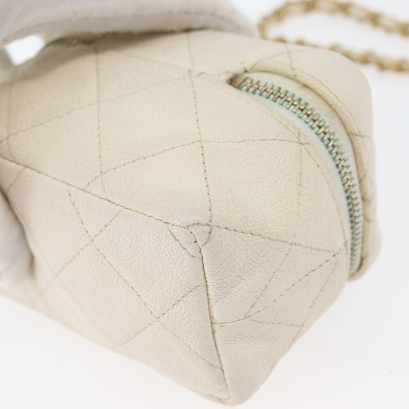 【日本直送】香奈兒 (CHANEL) Matelasse Vanity Chain Bag Caviar Skin White Gold CC Auth 170858A-14