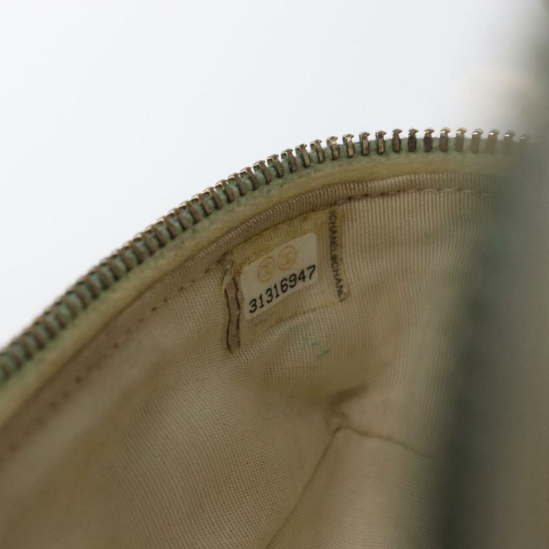 【日本直送】香奈兒 (CHANEL) Matelasse Vanity Chain Bag Caviar Skin White Gold CC Auth 170858A-21