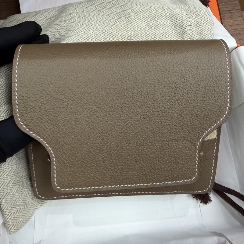 未使用品 Hermes Roulis Slim 錢包 大象灰 銀扣 Evercolor皮 B刻-1