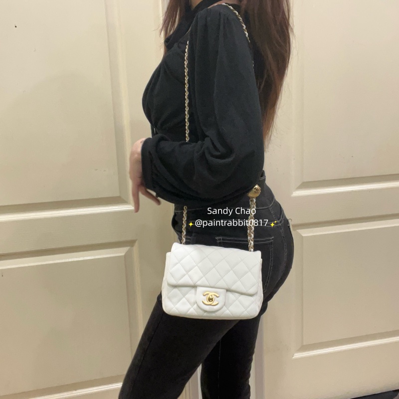 ෆ Chanel 白色金球方胖-1
