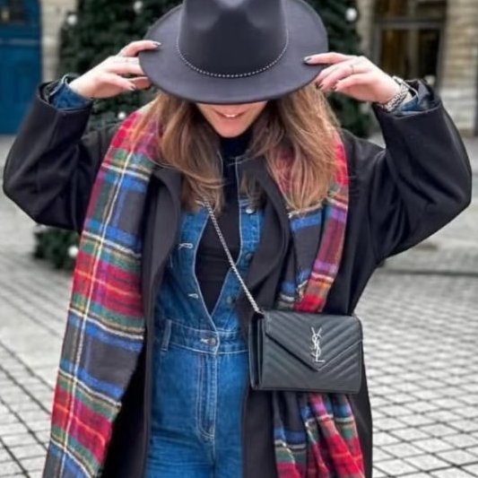 Saint Laurent - 黑色銀釦下蓋信封包╻WOC-1