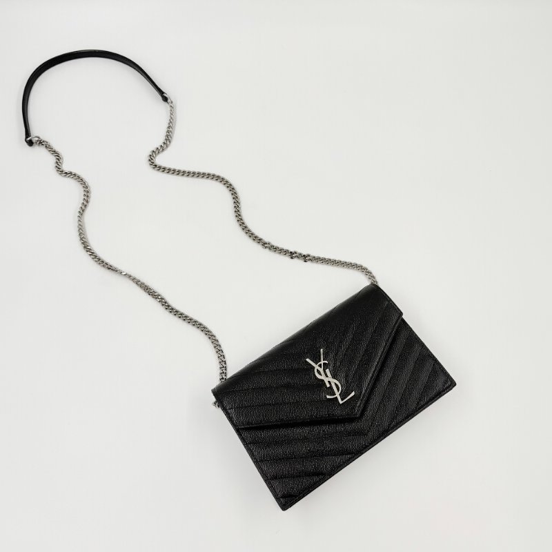 Saint Laurent - 黑色銀釦下蓋信封包╻WOC-4