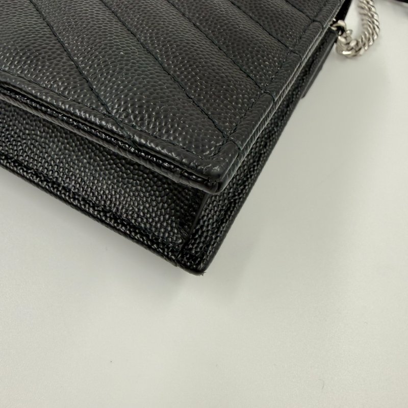 Saint Laurent - 黑色銀釦下蓋信封包╻WOC-13