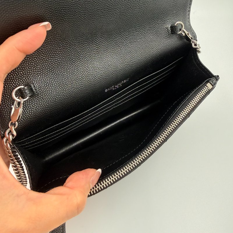 Saint Laurent - 黑色銀釦下蓋信封包╻WOC-19