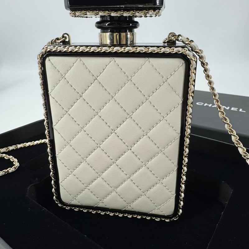 Chanel 22S Plexiglass Black Quilted Leather and White Perspex Perfume Bottle Minaudière Mini Flap Bag-2