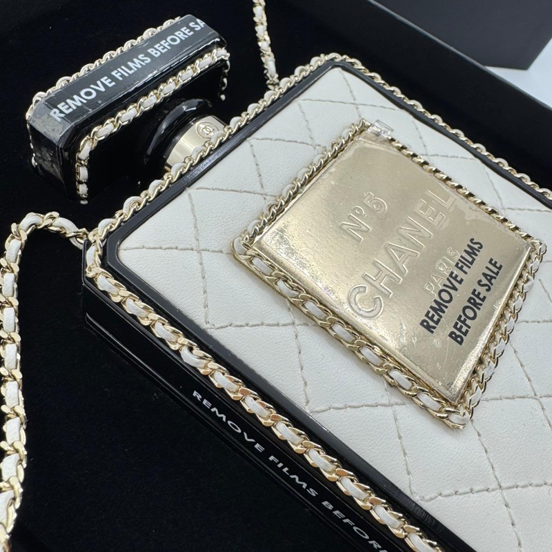 Chanel 22S Plexiglass Black Quilted Leather and White Perspex Perfume Bottle Minaudière Mini Flap Bag-9