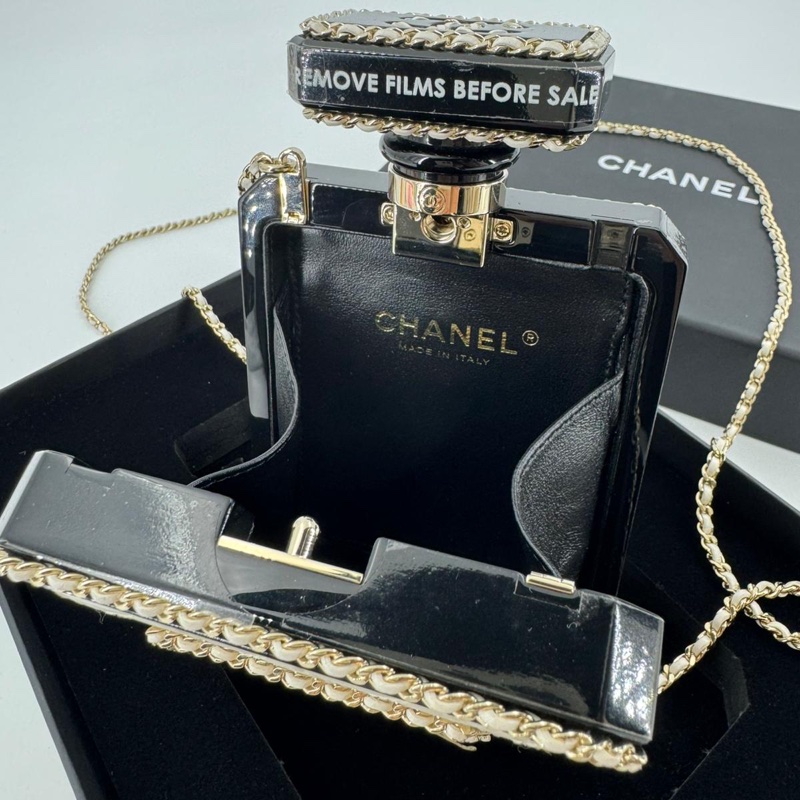 Chanel 22S Plexiglass Black Quilted Leather and White Perspex Perfume Bottle Minaudière Mini Flap Bag-15