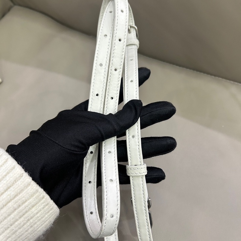 Balenciaga 白色光面牛皮沙漏xs 23*10*15 98新配件塵袋-7