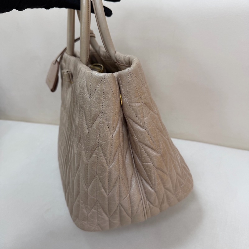 Miumiu 經典手提托特 裸色小羊皮 29×21 98新配件塵袋-3