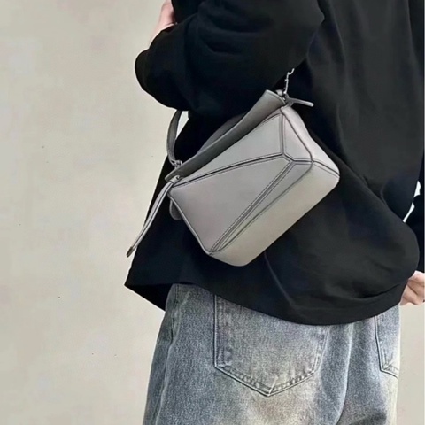 Loewe羅意威 mini puzzle迷你幾何包 灰色