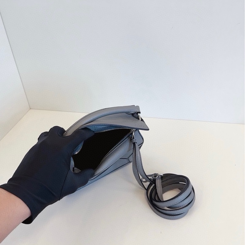 Loewe羅意威 mini puzzle迷你幾何包 灰色-7