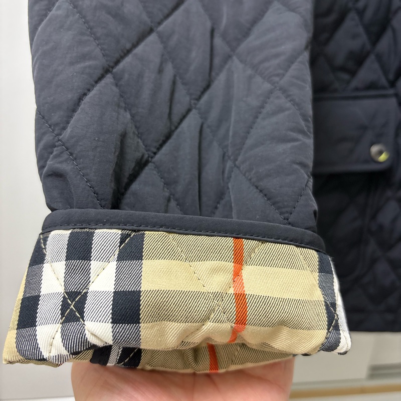 Burberry 燈芯絨衣領格紋外套-3