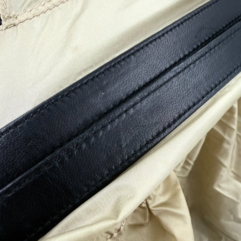 CHANEL - 黑色羊皮菱格銀釦雨衣機場包╻35CM-34